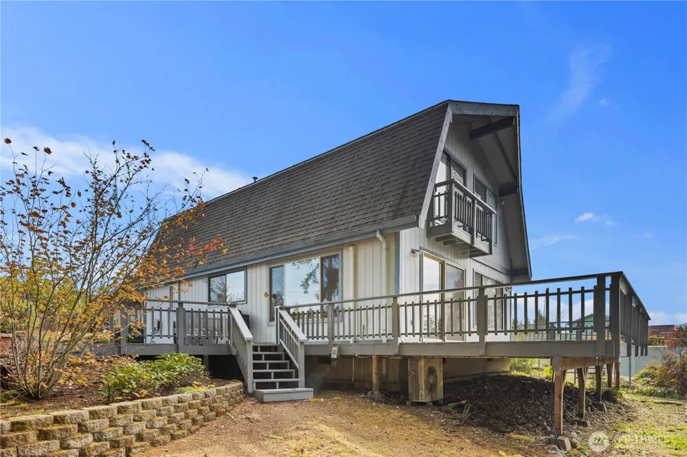 350 Olympic Drive E Grapeview, WA 98546