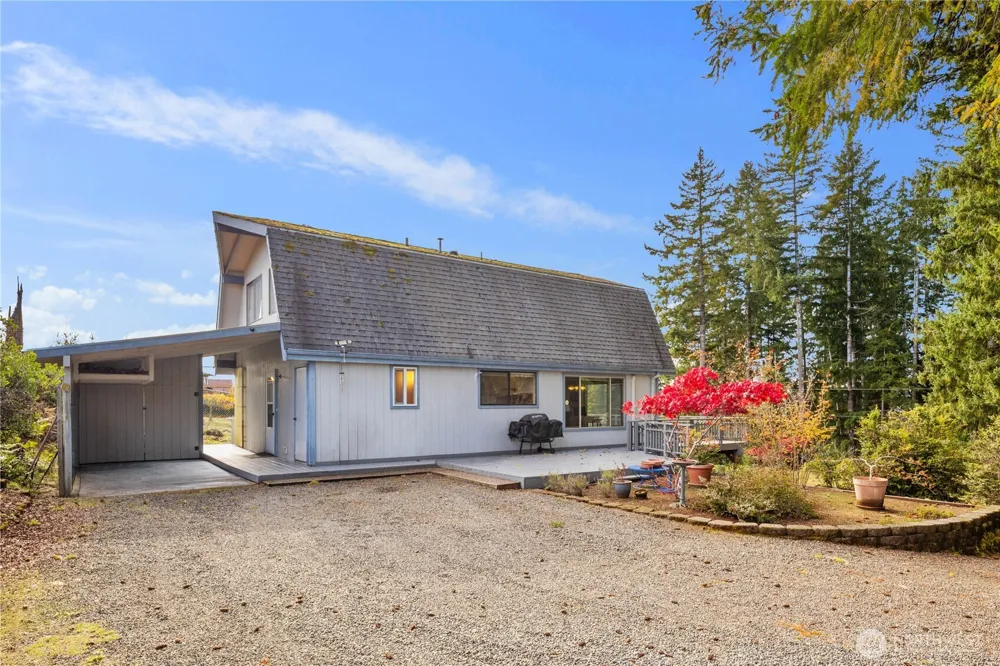 350 Olympic Drive E Grapeview, WA 98546