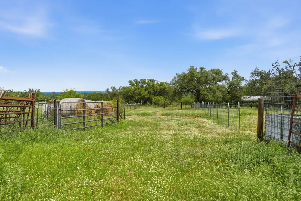 1360 Us Highway 84 Highway W Mullin, TX 76864