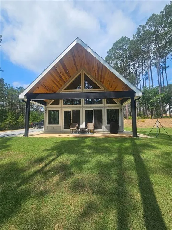 2595 Omaha Drive Elberton, GA 30635