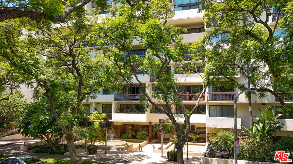 325 Oakhurst Drive #405 Beverly Hills, CA 90210