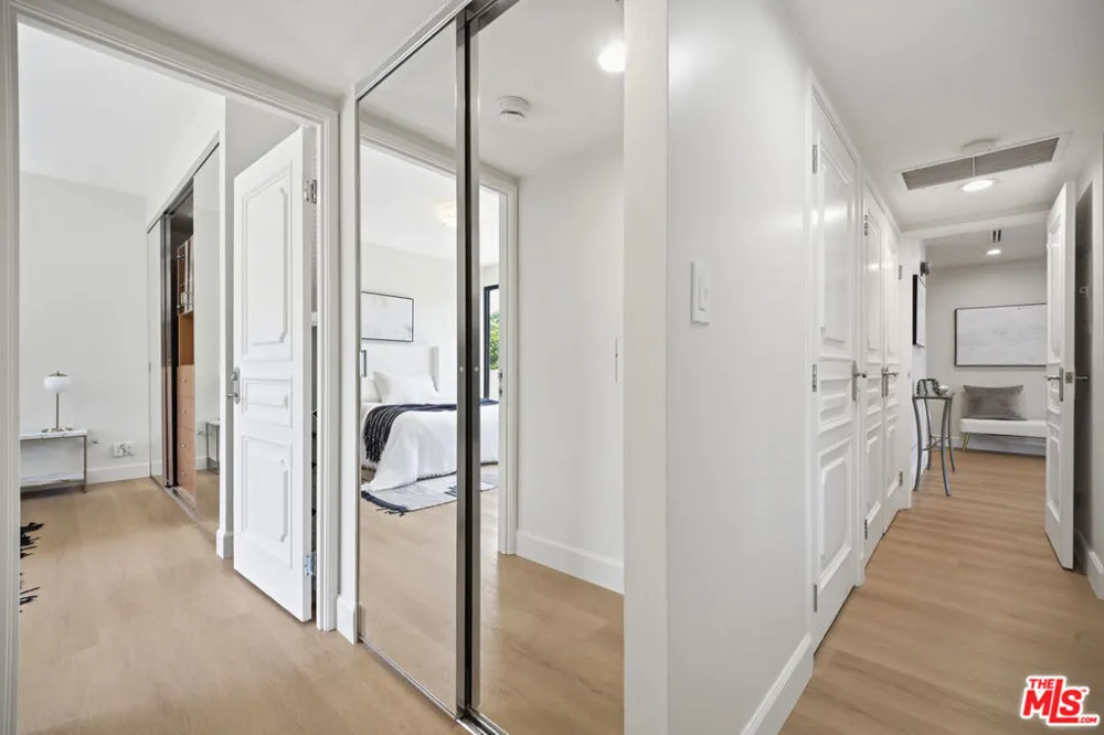 325 Oakhurst Drive #405 Beverly Hills, CA 90210