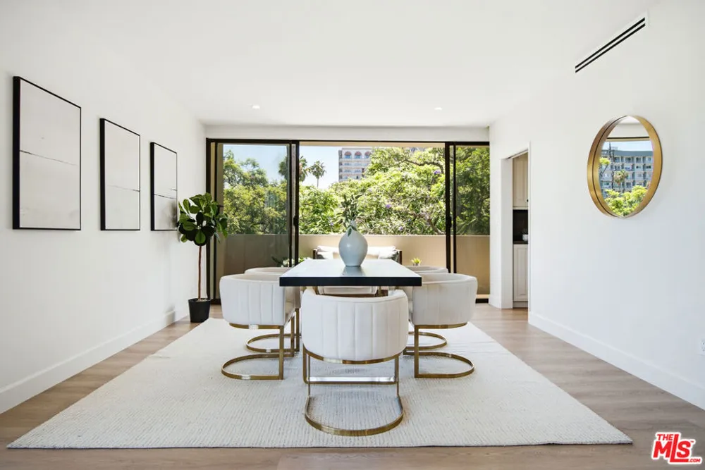 325 Oakhurst Drive #405 Beverly Hills, CA 90210