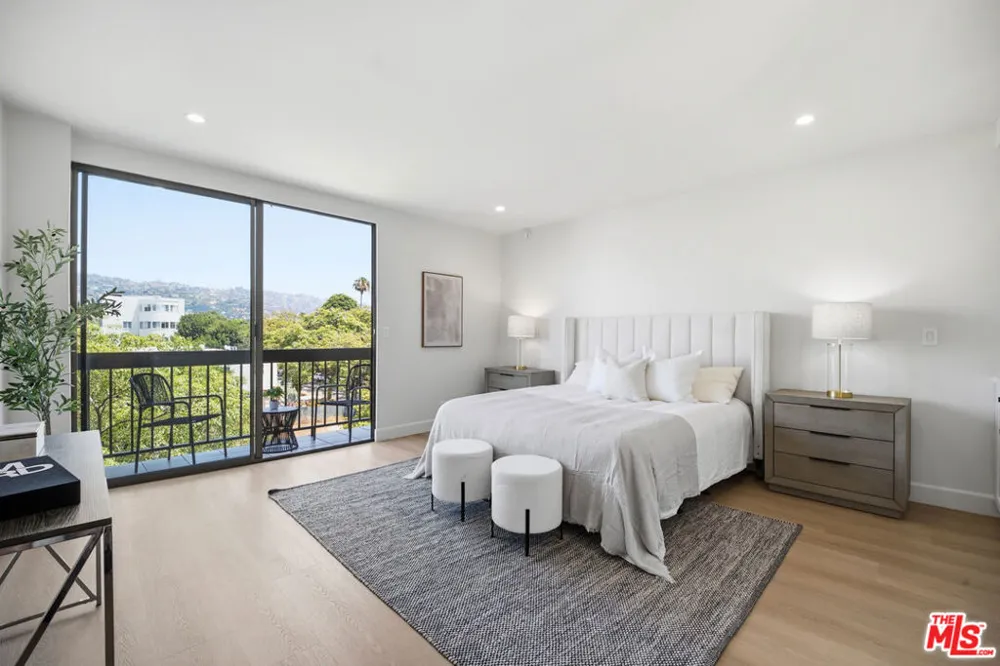 325 Oakhurst Drive #405 Beverly Hills, CA 90210