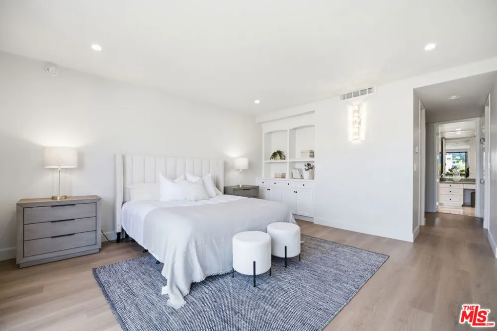 325 Oakhurst Drive #405 Beverly Hills, CA 90210