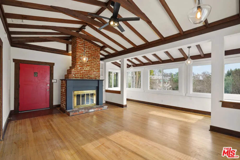 1821 Grace Avenue Los Angeles, CA 90028