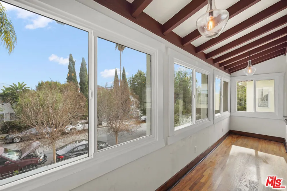 1821 Grace Avenue Los Angeles, CA 90028