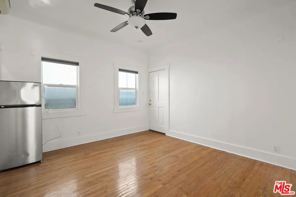 1821 Grace Avenue Los Angeles, CA 90028