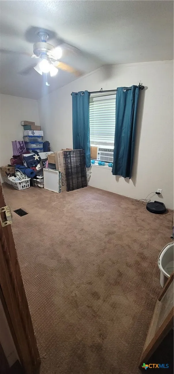 706 W Cleveland Avenue Seadrift, TX 77983