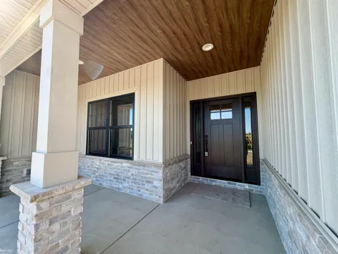 5483 Championship Drive