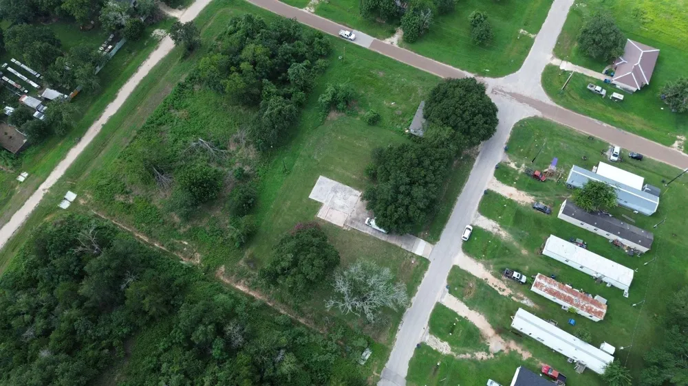 210 5th Street Hempstead, TX 77445