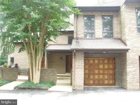 23306 WALNUT HOLLOW COURT #905