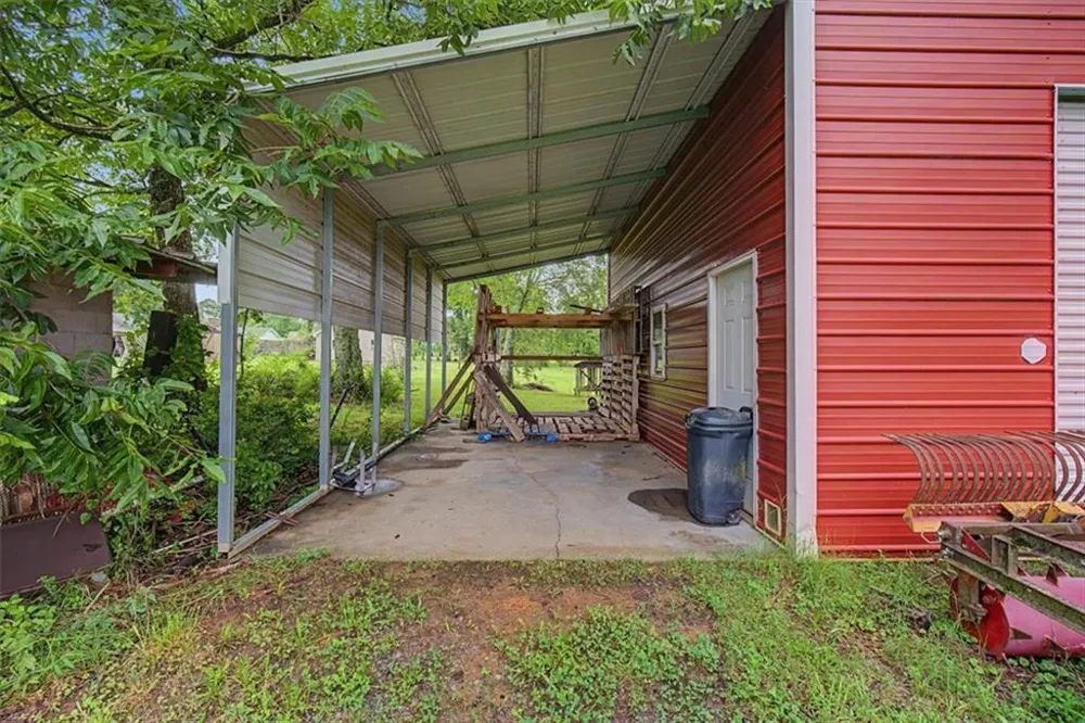 1314 Cave Springs Road Cedartown, GA 30125