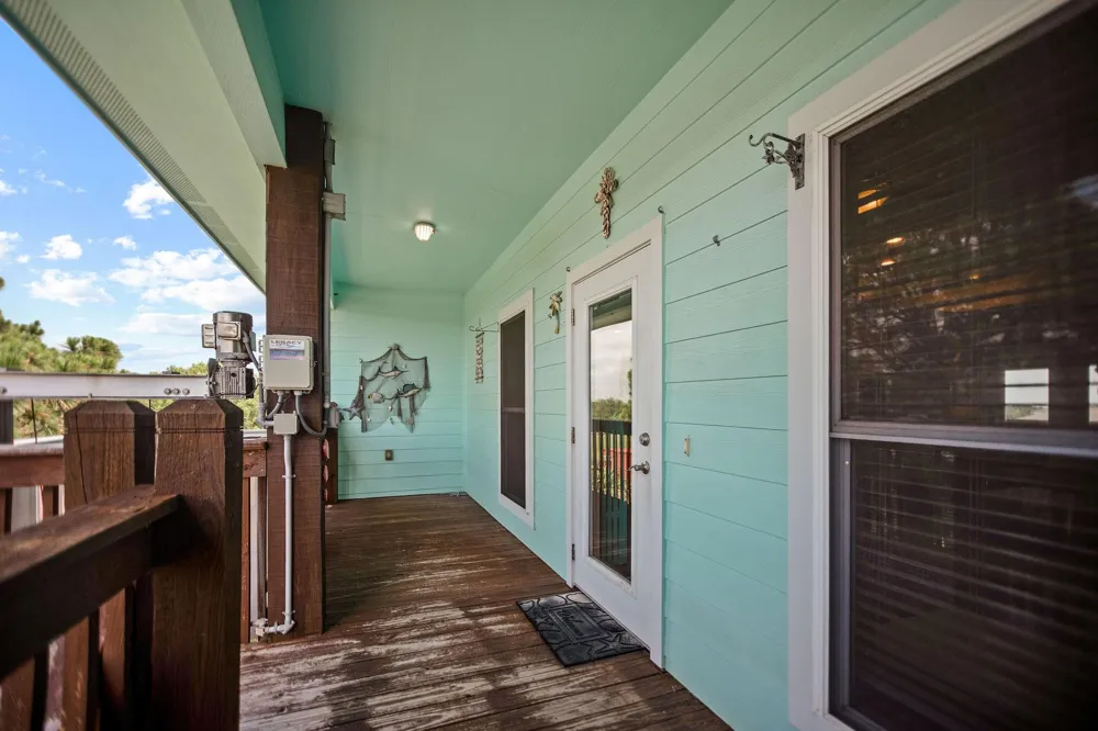 23 Macey Street Port O Connor, TX 77982