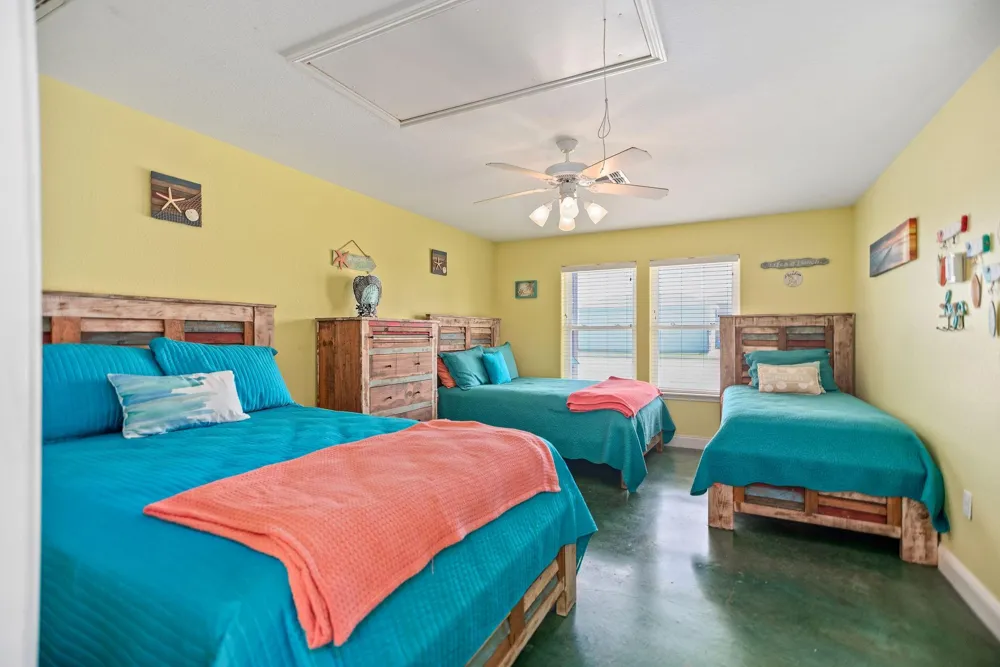 23 Macey Street Port O Connor, TX 77982