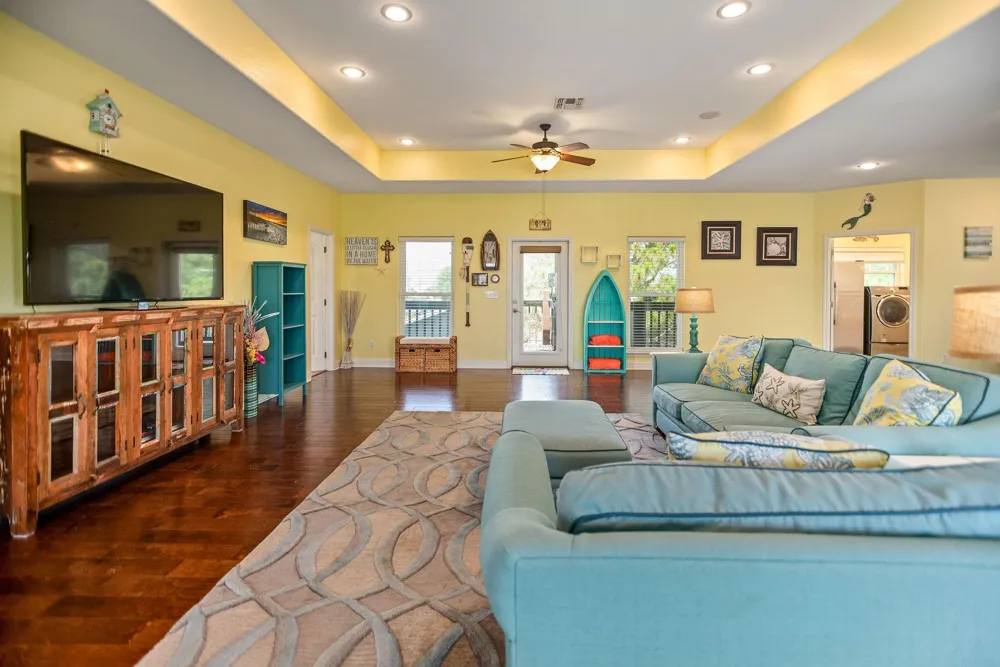 23 Macey Street Port O Connor, TX 77982
