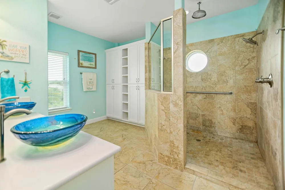 23 Macey Street Port O Connor, TX 77982