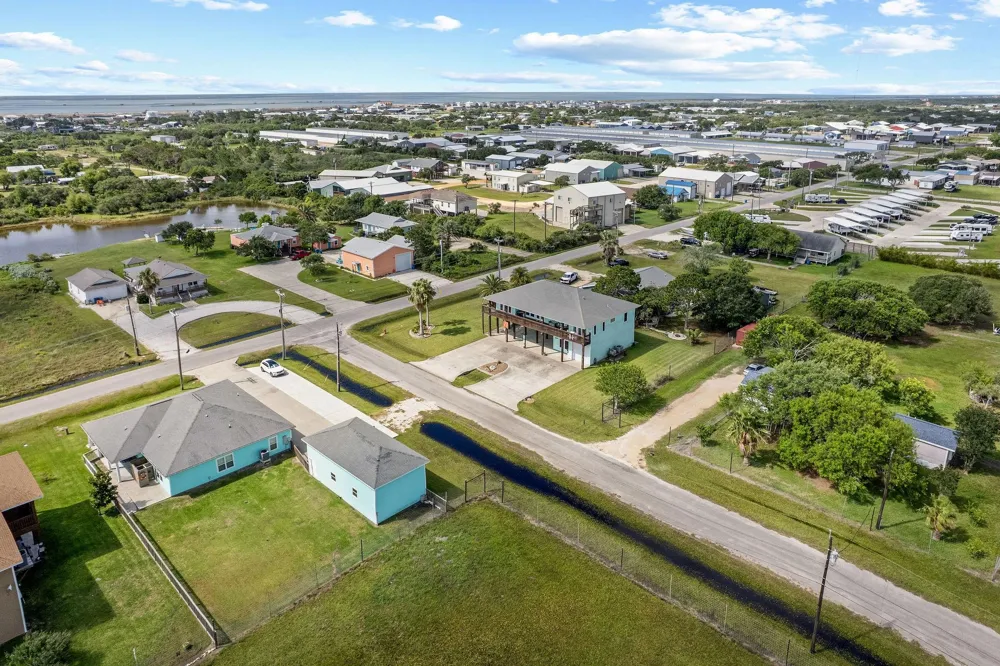 23 Macey Street Port O Connor, TX 77982