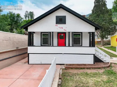 125 Ruxton Avenue