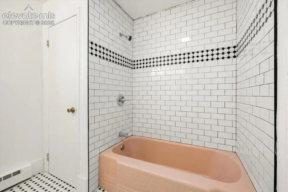 125 Ruxton Avenue Manitou Springs, CO 80829