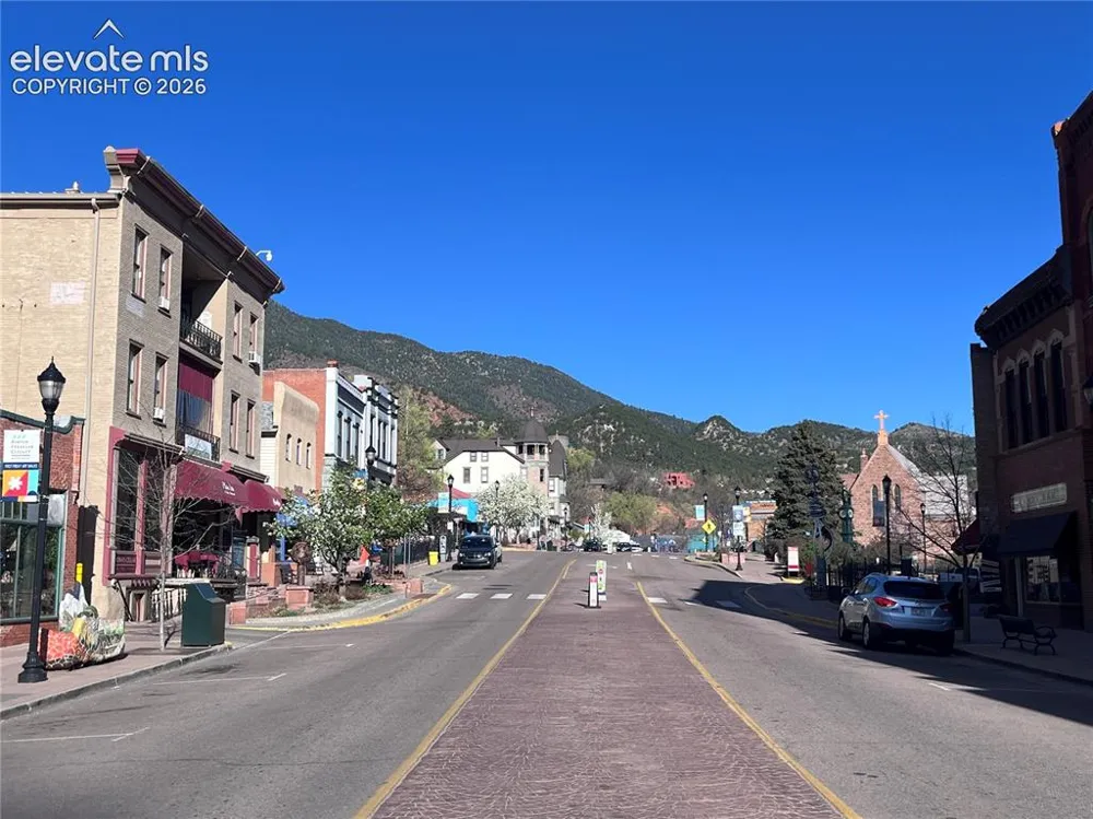 125 Ruxton Avenue Manitou Springs, CO 80829