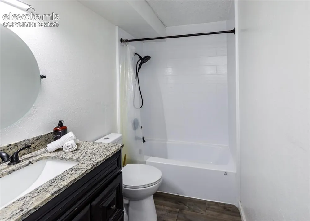 411 Lakewood Circle #B913 Colorado Springs, CO 80910