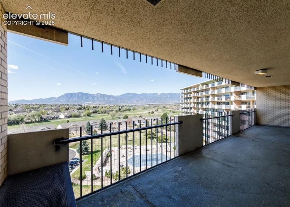 411 Lakewood Circle #B913 Colorado Springs, CO 80910