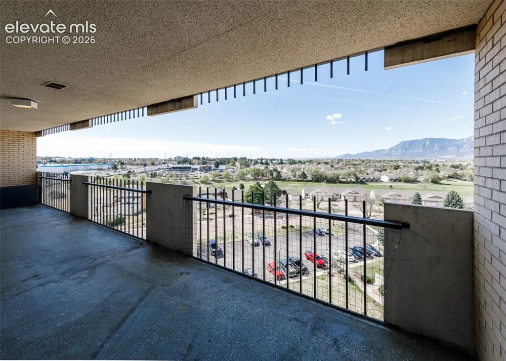 411 Lakewood Circle #B913 Colorado Springs, CO 80910