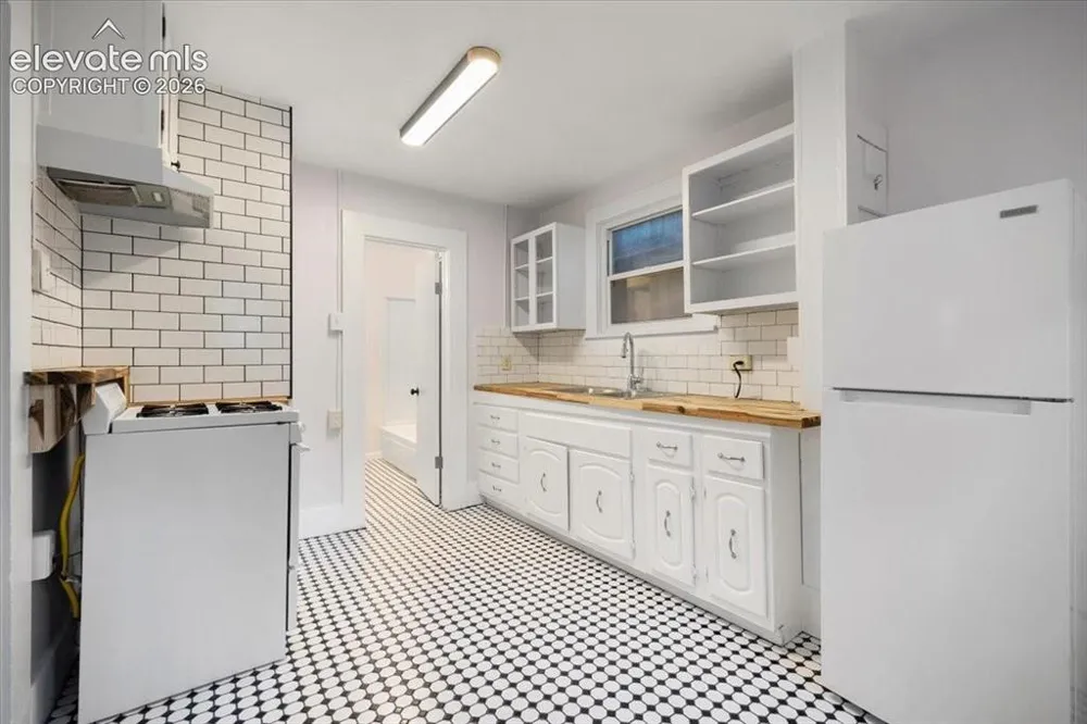 125 Ruxton Avenue #R Manitou Springs, CO 80829