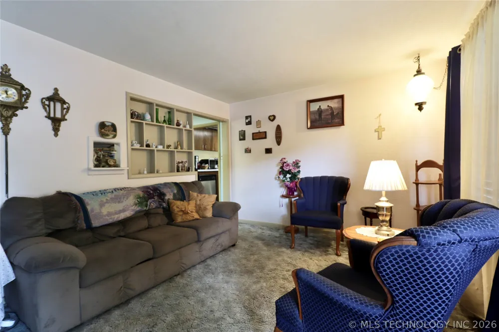 1223 Carol Drive Shawnee, OK 74804