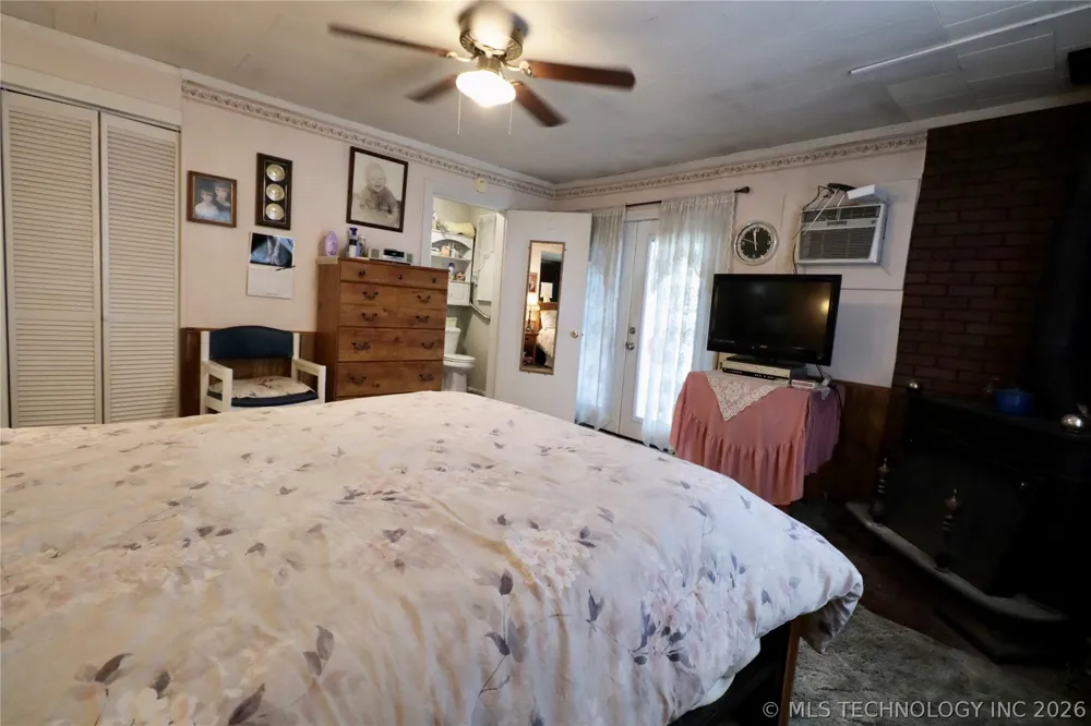 1223 Carol Drive Shawnee, OK 74804