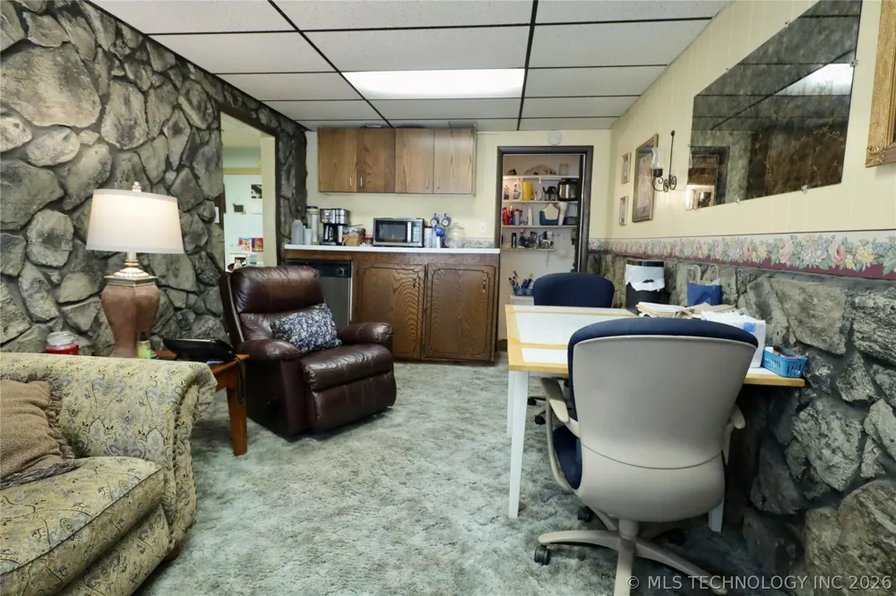 1223 Carol Drive Shawnee, OK 74804