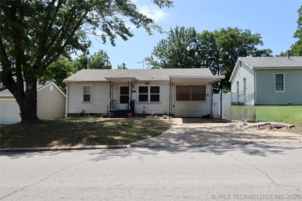 1223 Carol Drive Shawnee, OK 74804