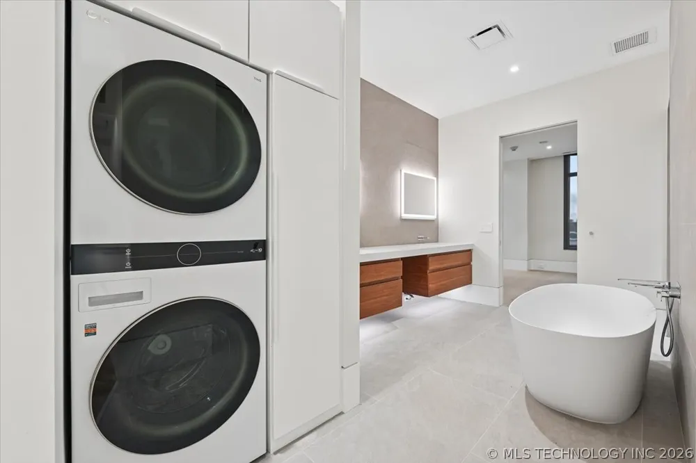 405 Main Street #5A Tulsa, OK 74103