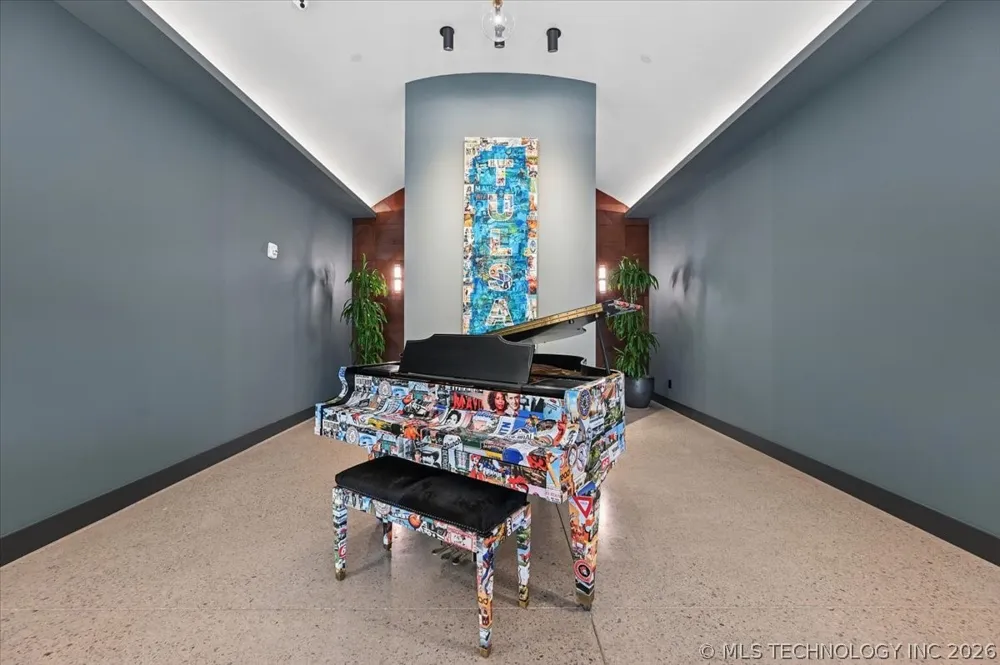 405 Main Street #5A Tulsa, OK 74103