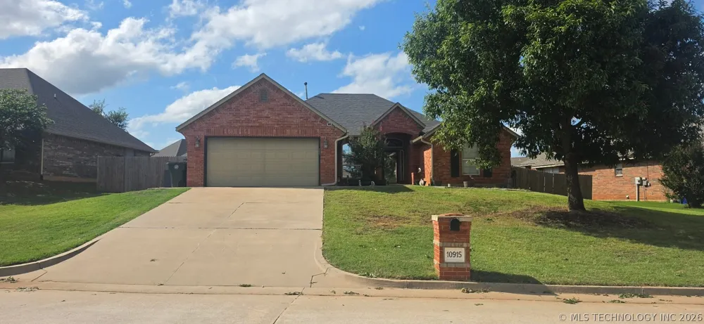 10915 Blue Sky Drive Midwest City, OK 73130