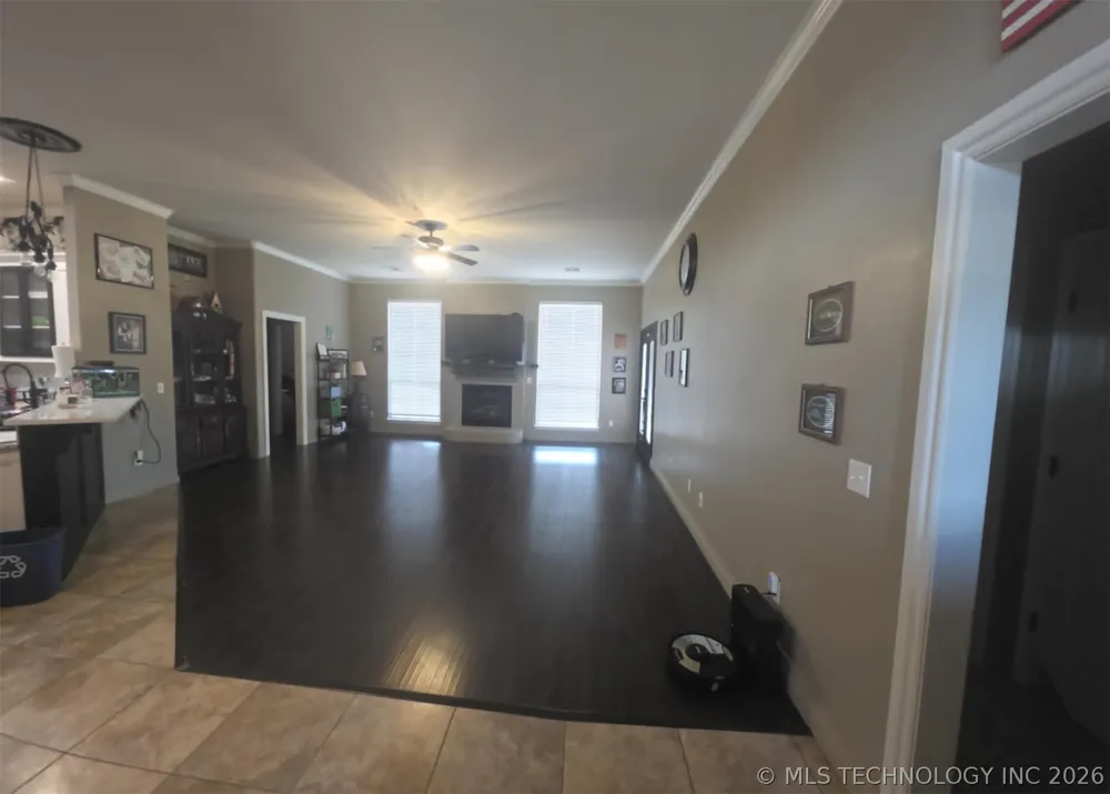 10915 Blue Sky Drive Midwest City, OK 73130