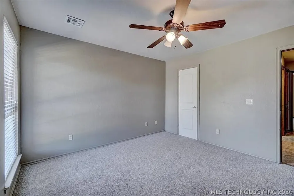10915 Blue Sky Drive Midwest City, OK 73130