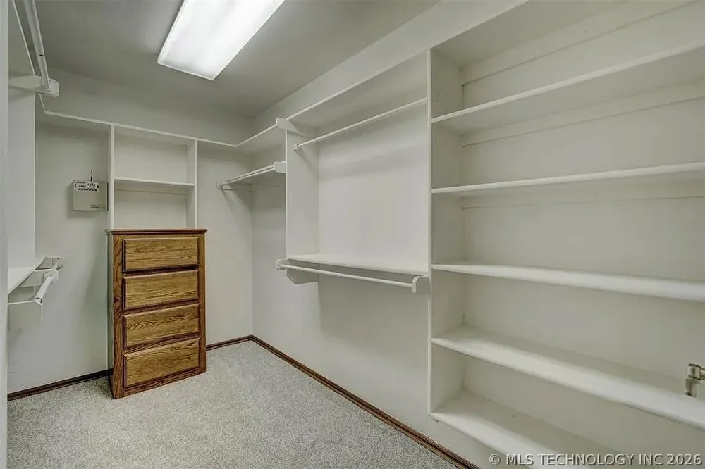 10915 Blue Sky Drive Midwest City, OK 73130