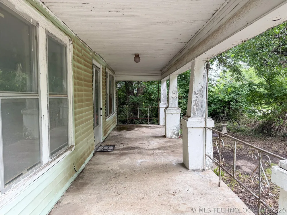 315 W 5th Street Hominy, OK 74035