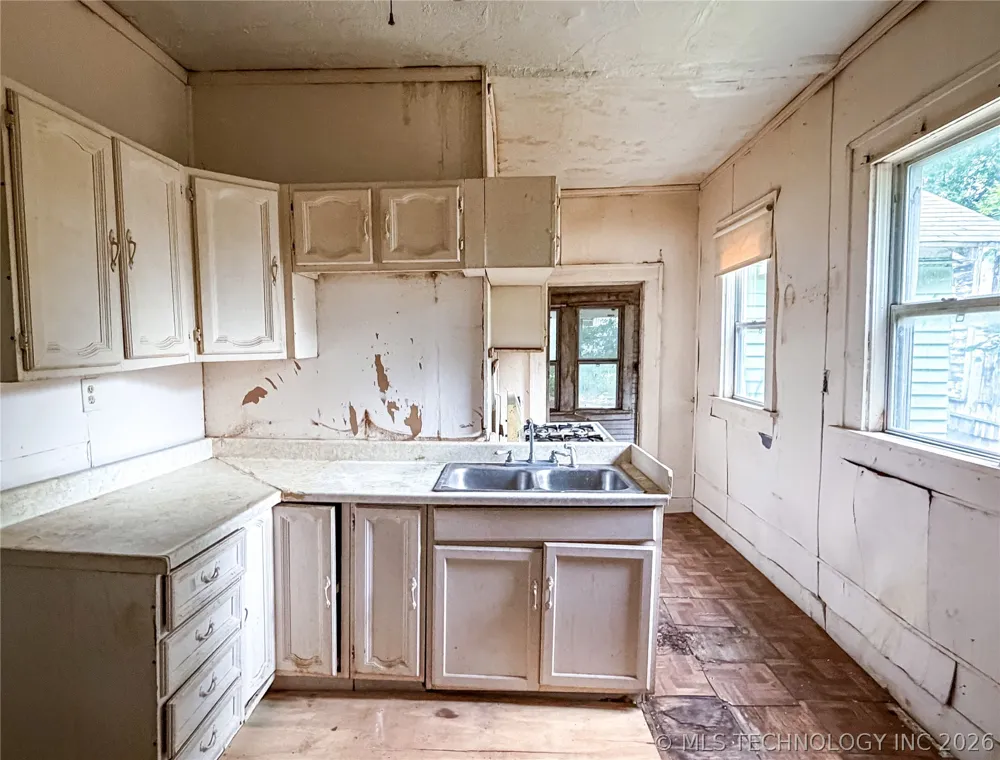 315 W 5th Street Hominy, OK 74035