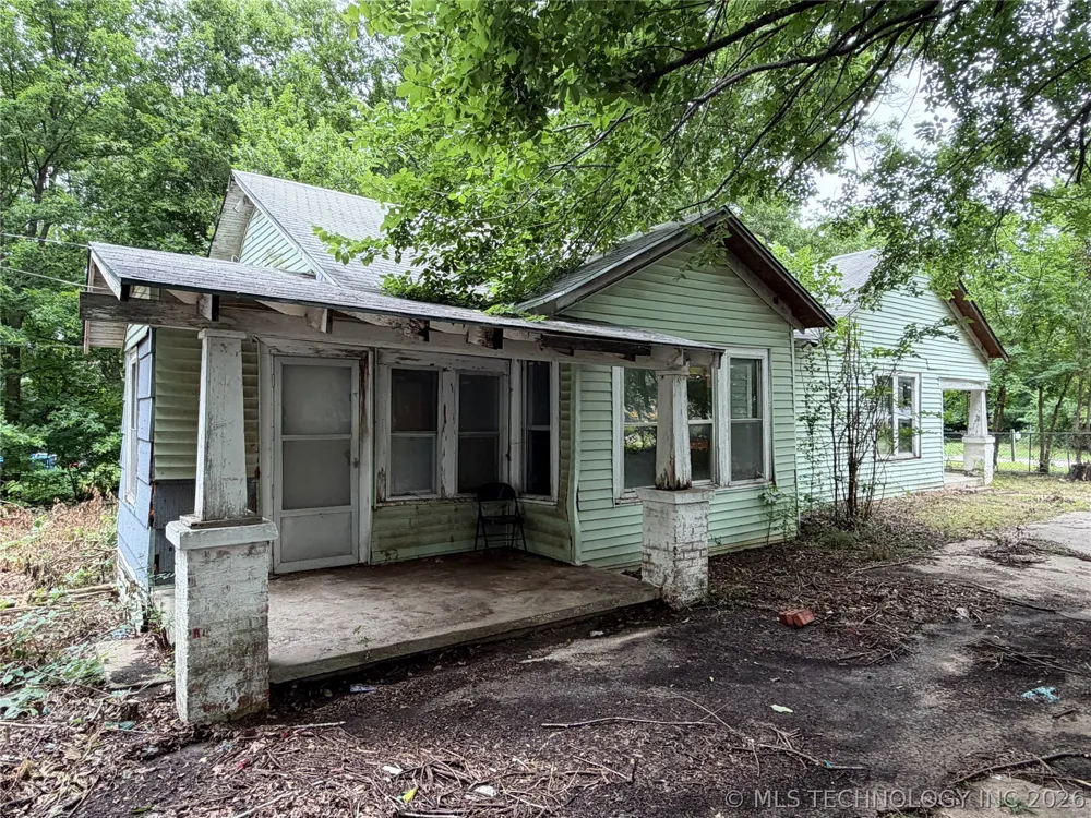 315 W 5th Street Hominy, OK 74035
