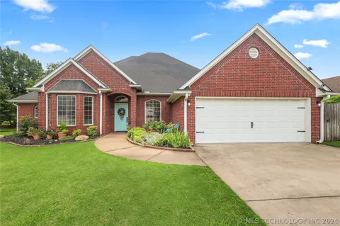828 Sunset Court