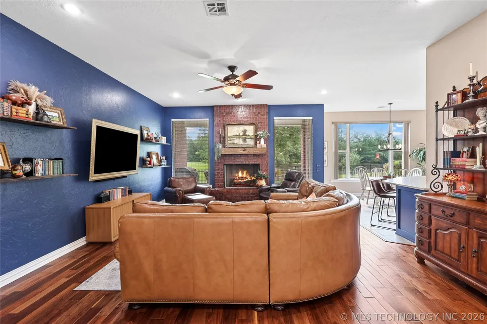 828 Sunset Court Ardmore, OK 73401