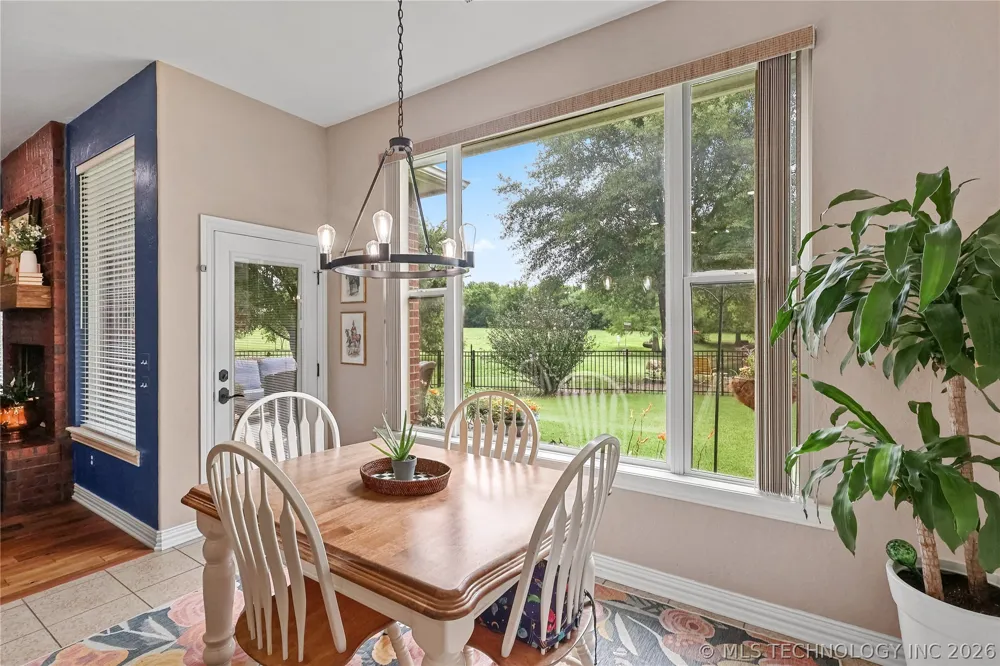 828 Sunset Court Ardmore, OK 73401