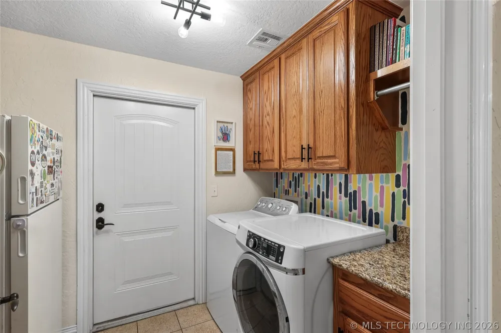 828 Sunset Court Ardmore, OK 73401