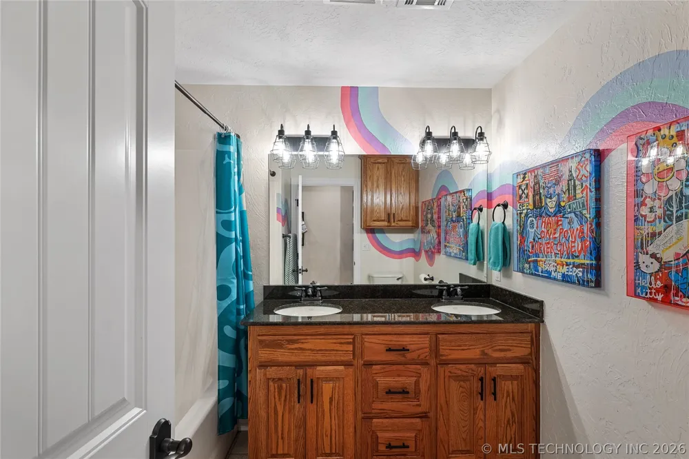 828 Sunset Court Ardmore, OK 73401