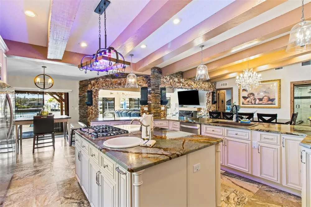 357 LA HACIENDA DRIVE Indian Rocks Beach, FL 33785