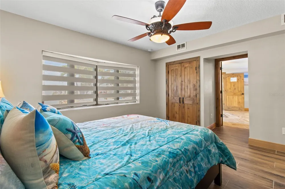357 LA HACIENDA DRIVE Indian Rocks Beach, FL 33785