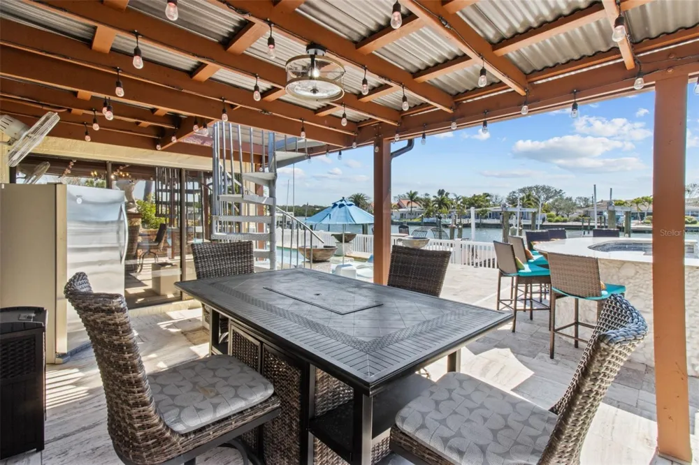 357 LA HACIENDA DRIVE Indian Rocks Beach, FL 33785